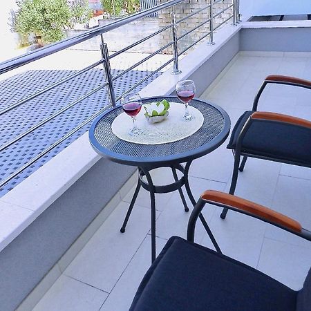 Diamant Apartments Baška Voda Esterno foto