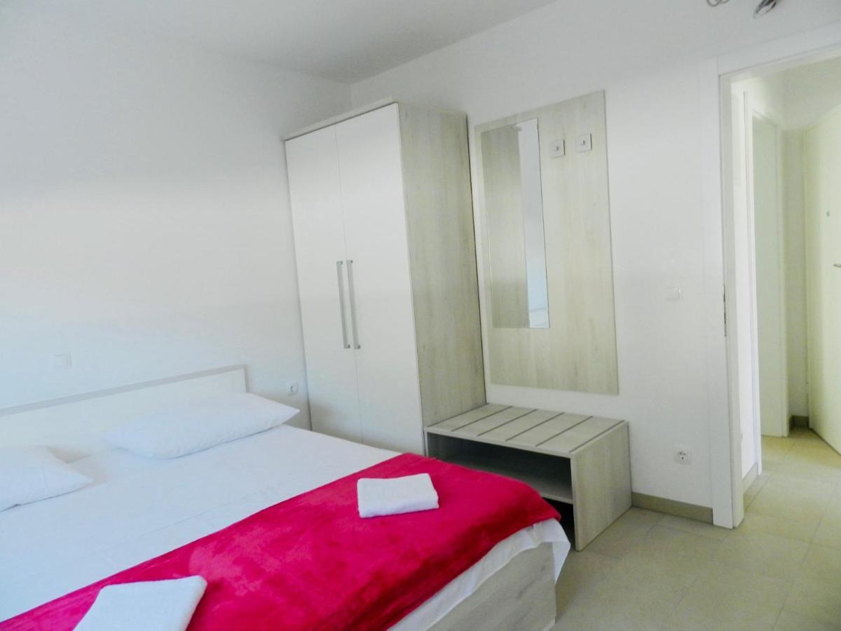 Diamant Apartments Baška Voda Esterno foto