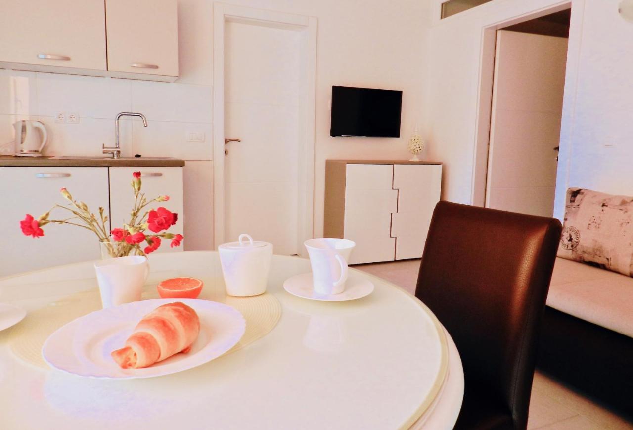 Diamant Apartments Baška Voda Esterno foto