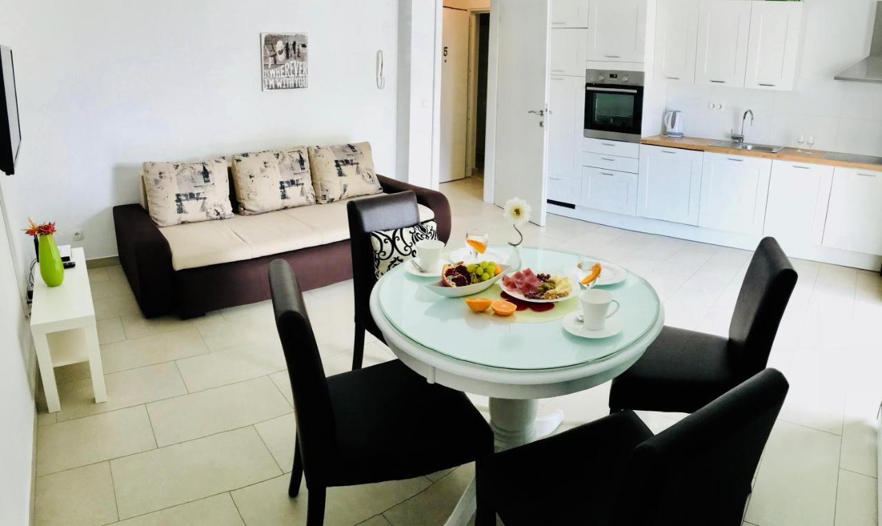Diamant Apartments Baška Voda Esterno foto